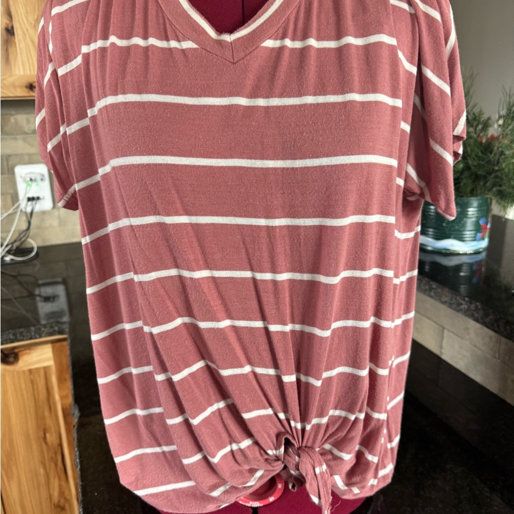 Women's Striped V-Neck Top - Pink